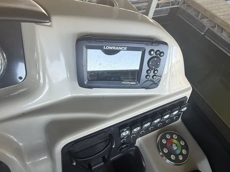 Slide: The Image of Barletta Cabrio C22U 2021 - 23