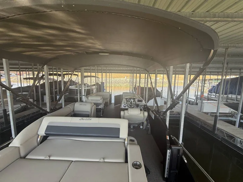 Slide: The Image of Barletta Cabrio C22U 2021 - 28