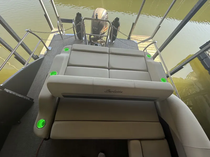 Slide: The Image of Barletta Cabrio C22U 2021 - 9