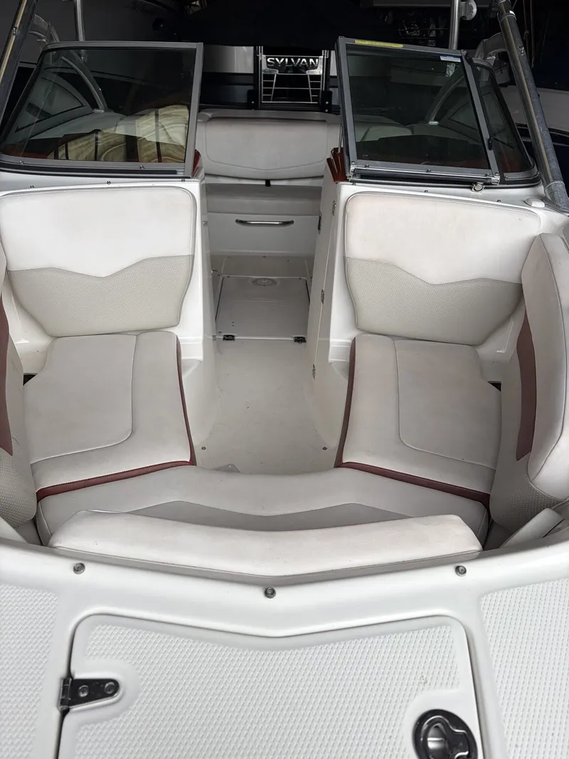 Slide: The Image of Chaparral 196 SSi 2009 - 2