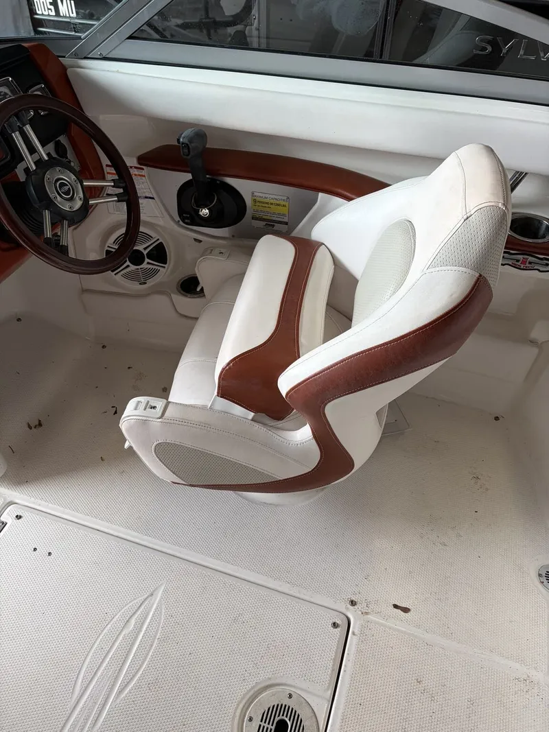 Slide: The Image of Chaparral 196 SSi 2009 - 6