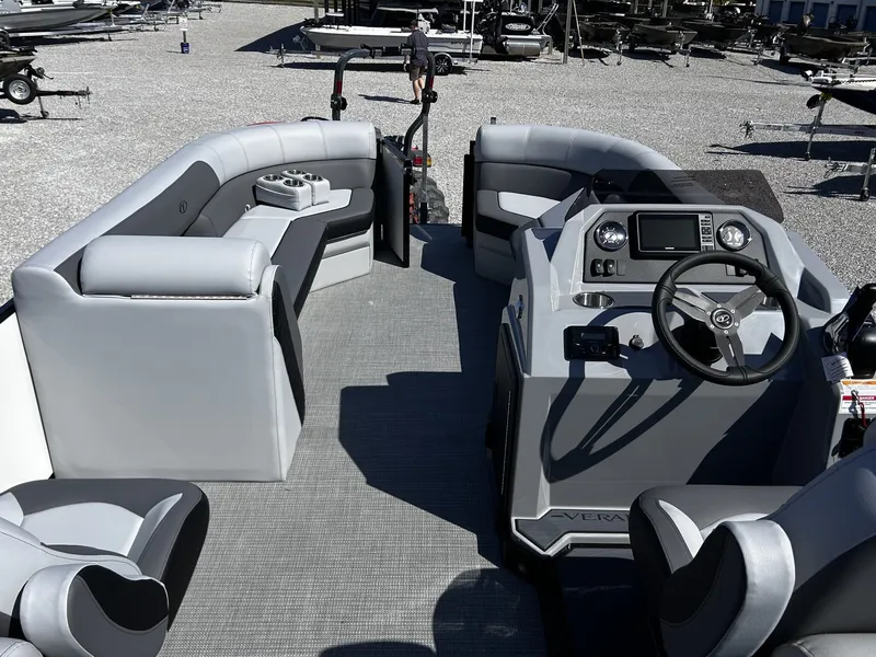 Slide: The Image of Interior view of Veranda Vista Series TRITOON-150HP 2026 boat. - 8