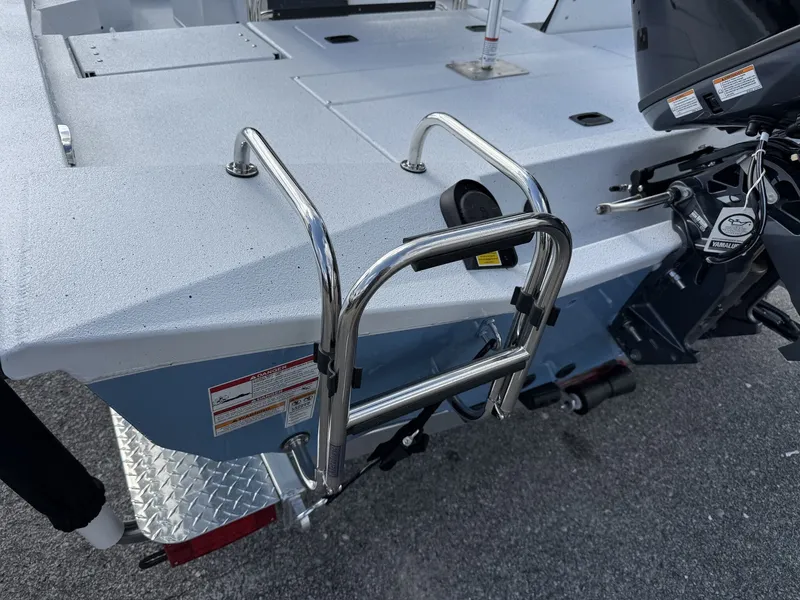 Slide: The Image of Xpress Hyper-Lift Bay Series H20 BAY-SPOTLOCK-9 EXPLORE 2026 - 8