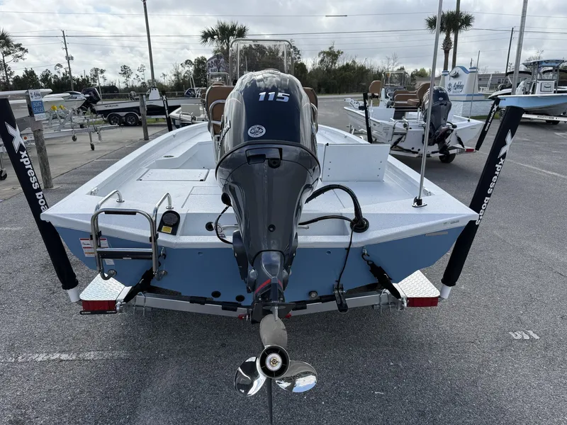 Slide: The Image of Xpress Hyper-Lift Bay Series H20 BAY-SPOTLOCK-9 EXPLORE 2026 - 3