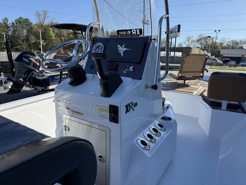 Slide: The Image of Xpress Xclusive R Series XR 21 BAY WITH FORWARD SEATING 2026 - 8