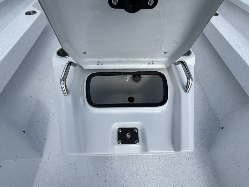 Slide: The Image of Xpress Hyper-Lift Bay Series H20 BAY-SPOTLOCK-9 EXPLORE 2026 - 4