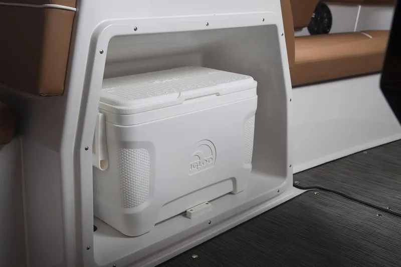 Slide: The Image of Glastron GTD 200 2019 - 18