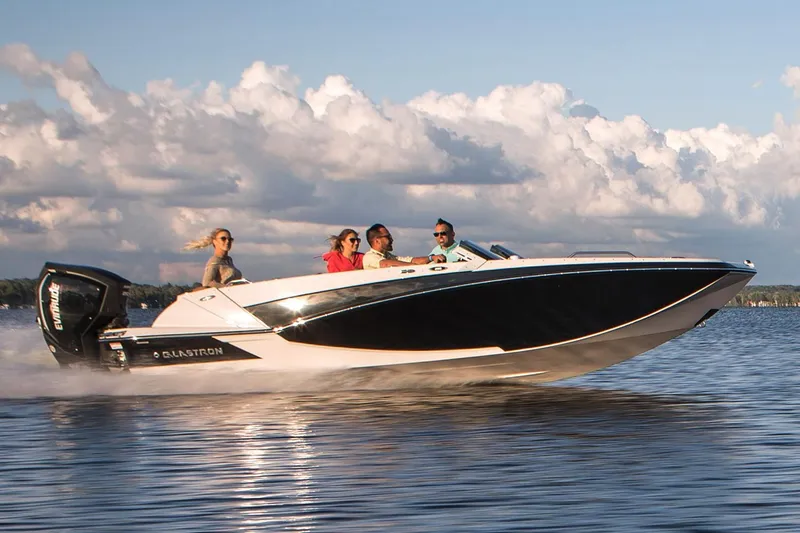 Slide: The Image of Glastron GTD 200 2019 - 3