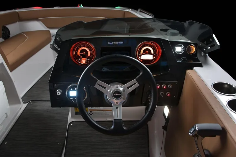 Slide: The Image of Glastron GTD 200 2019 - 8