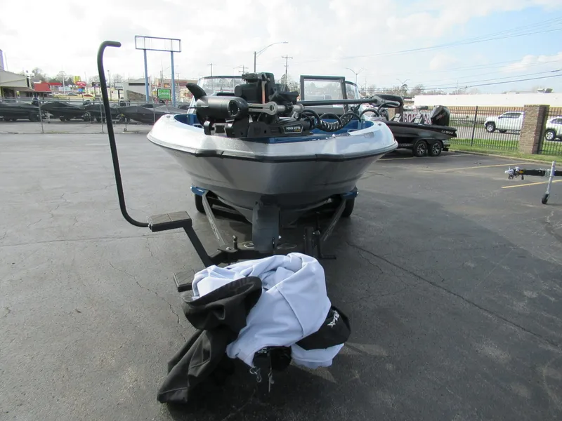 Slide: The Image of Vexus DVX22S 2025 - 16