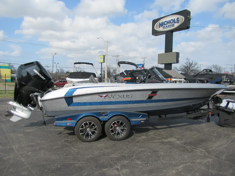 Slide: The Image of Vexus DVX22S 2025 - 18