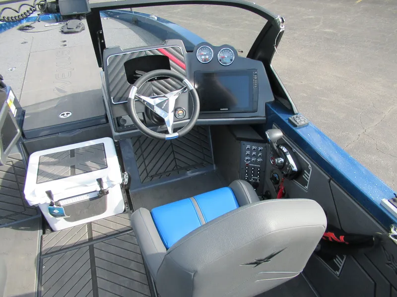 Slide: The Image of Vexus DVX22S 2025 - 5