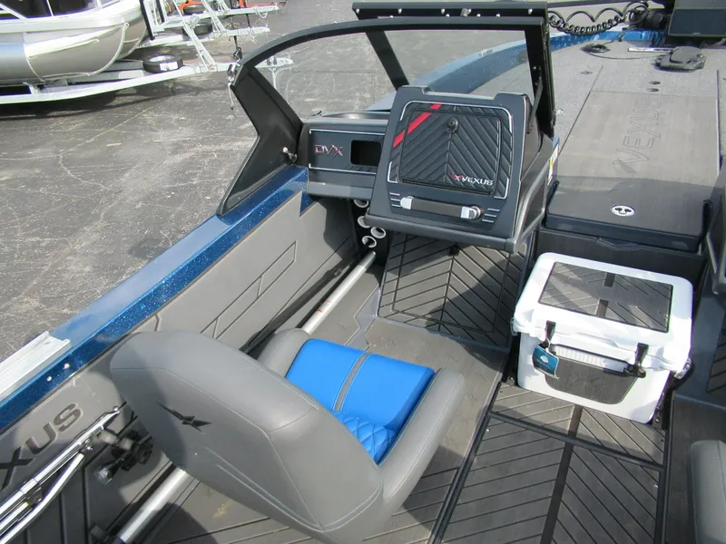 Slide: The Image of Vexus DVX22S 2025 - 6