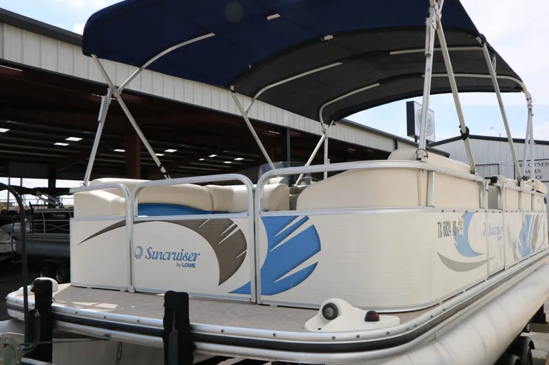 Slide: The Image of Lowe Sun Cruiser SS200 2008 - 11