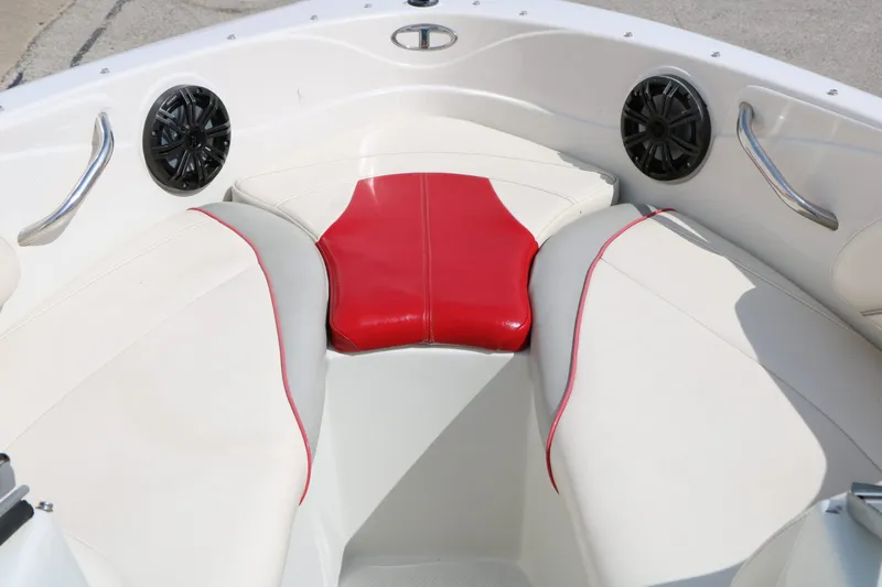 Slide: The Image of Tahoe Q7i 2010 - 23