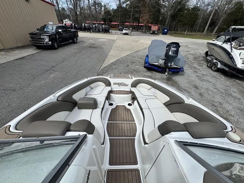 Slide: The Image of Yamaha 242 Limited S 2012 - 10