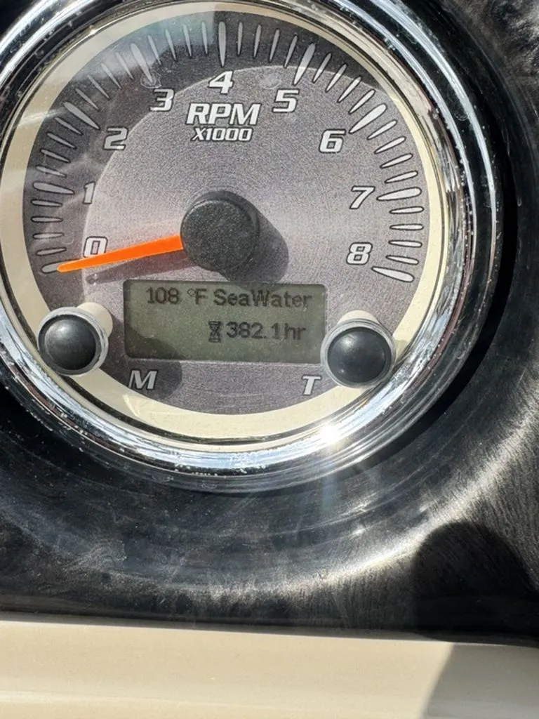 Slide: The Image of Yamaha 242 Limited S 2012 - 15