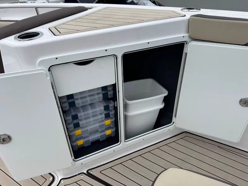 Slide: The Image of Yamaha 255 FSH Sport H 2026 - 18