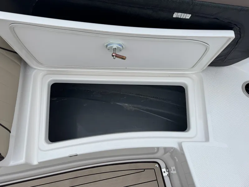 Slide: The Image of Yamaha 255 FSH Sport H 2026 - 20