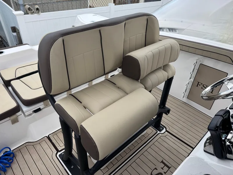 Slide: The Image of Yamaha 255 FSH Sport H 2026 - 28