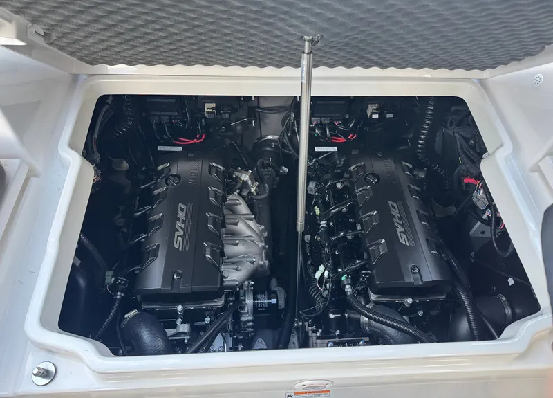 Slide: The Image of Yamaha 255 FSH Sport H 2026 - 33