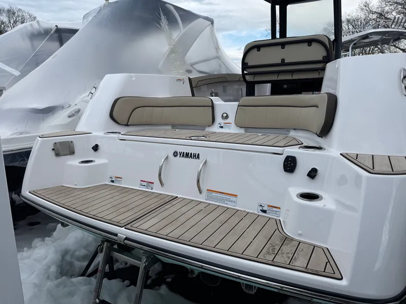 Slide: The Image of Yamaha 255 FSH Sport H 2026 - 38