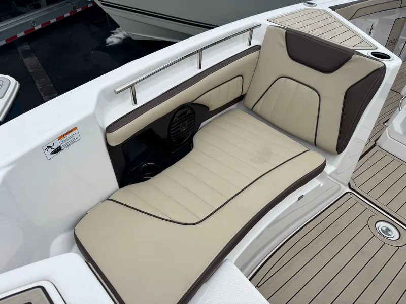 Slide: The Image of Yamaha 255 FSH Sport H 2026 - 9