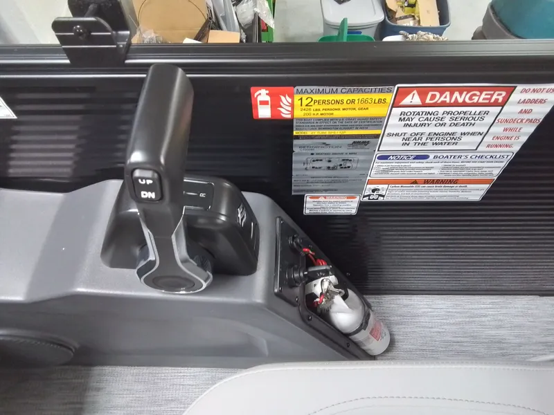 Slide: The Image of Bennington 22SSR S ONE 2026 - 24