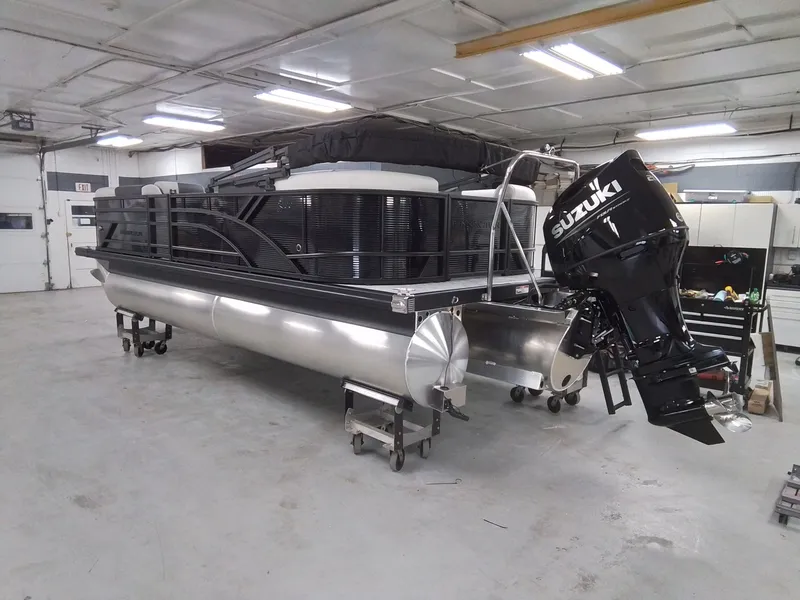 Slide: The Image of Bennington 22SSR S ONE 2026 - 4