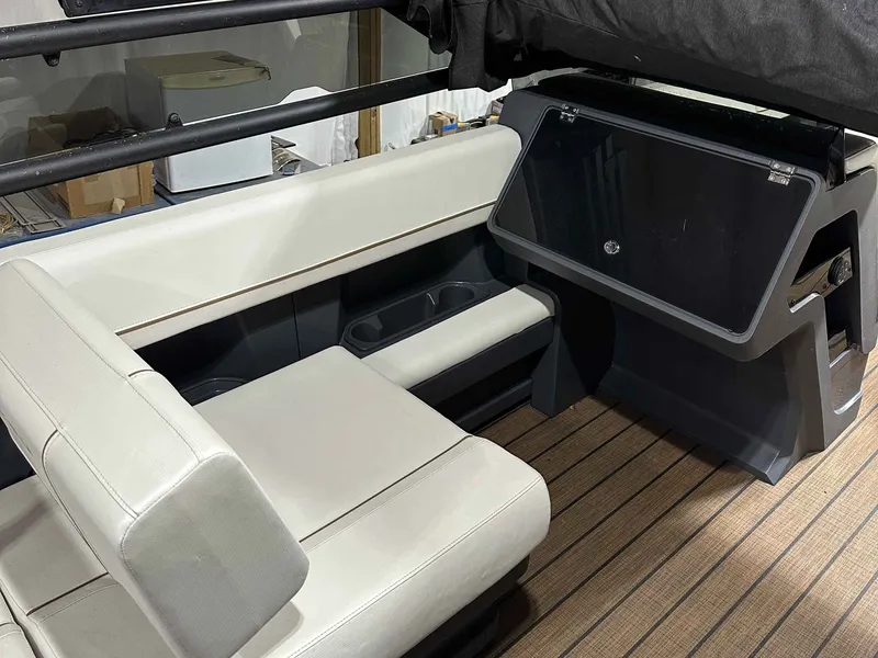 Slide: The Image of Manitou EXPLORE 26 2024 - 4