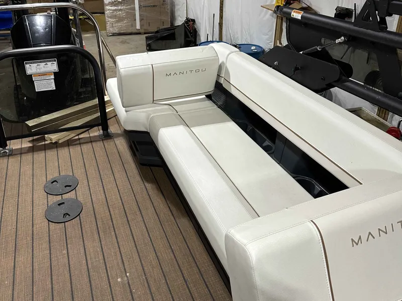 Slide: The Image of Manitou EXPLORE 26 2024 - 6