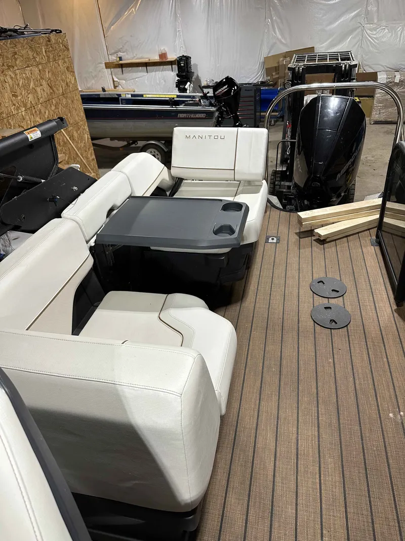 Slide: The Image of Manitou EXPLORE 26 2024 - 7