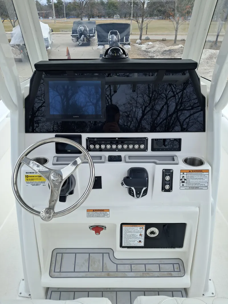 Slide: The Image of SEA FOX BOAT WORKS 248 Commander 2026 - 14