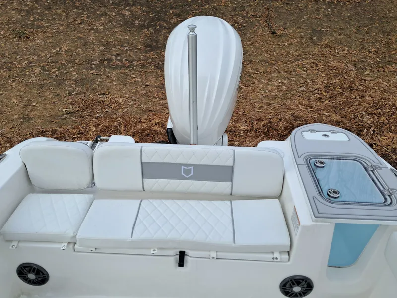 Slide: The Image of SEA FOX BOAT WORKS 248 Commander 2026 - 19