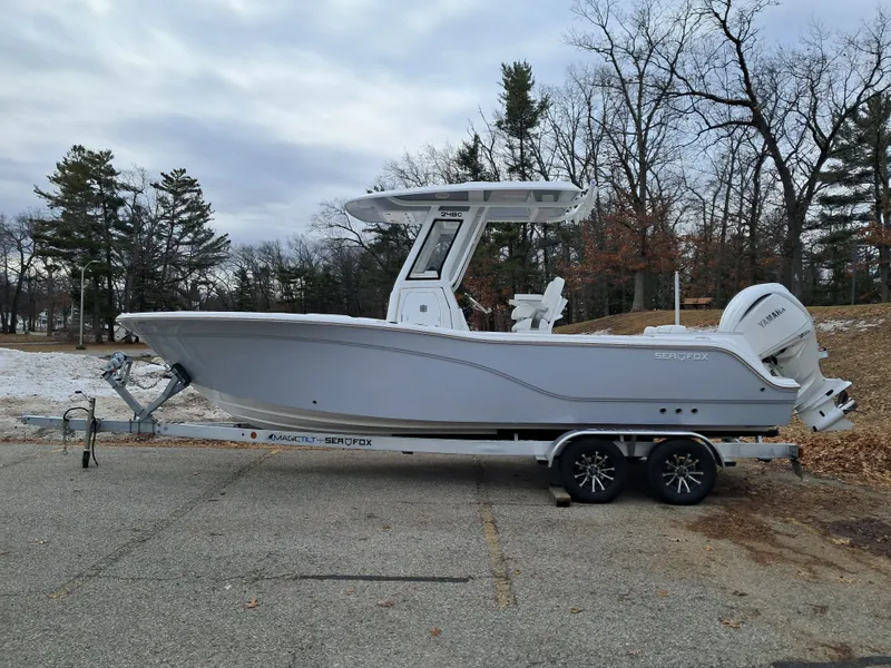 Slide: The Image of SEA FOX BOAT WORKS 248 Commander 2026 - 3