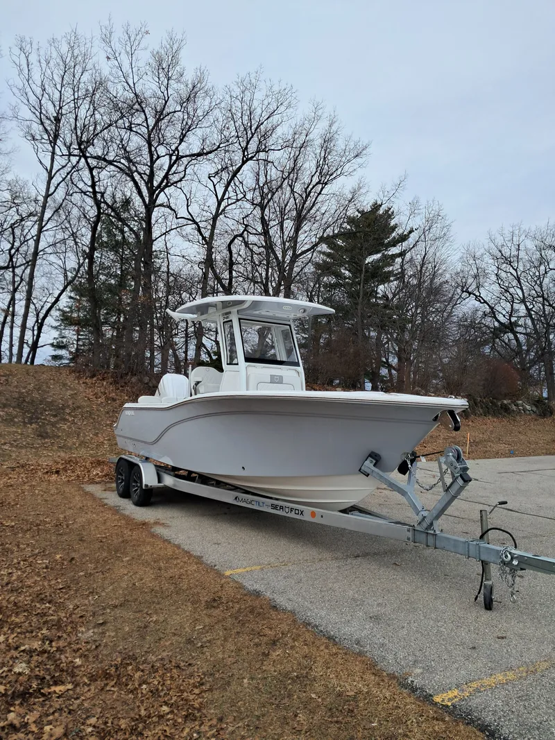 Slide: The Image of SEA FOX BOAT WORKS 248 Commander 2026 - 4