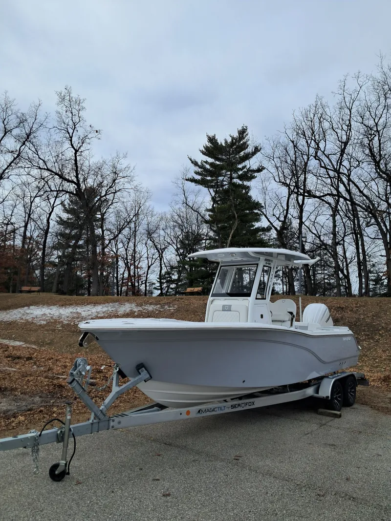 Slide: The Image of SEA FOX BOAT WORKS 248 Commander 2026 - 5