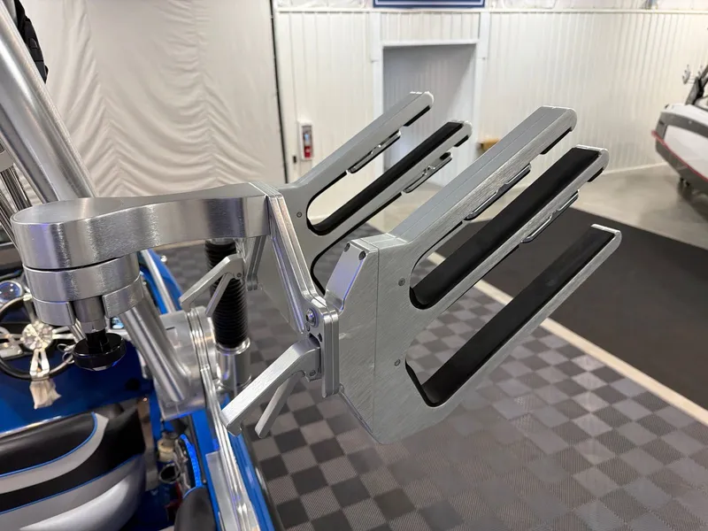 Slide: The Image of MasterCraft X23 2015 - 21