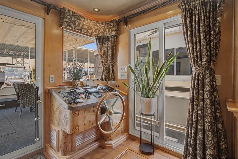 Slide: The Image of Sharpe 94 2007 - 10