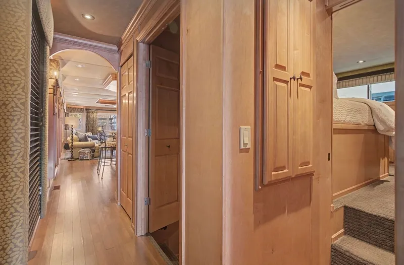 Slide: The Image of Sharpe 94 2007 - 29