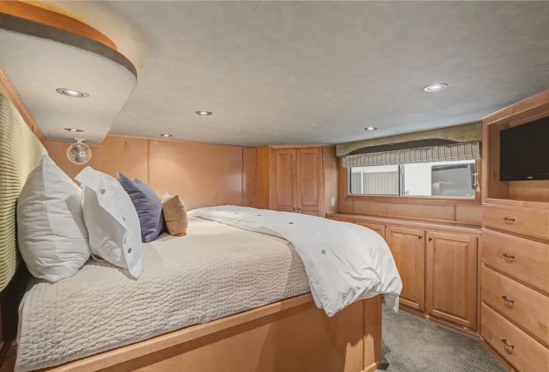 Slide: The Image of Sharpe 94 2007 - 30