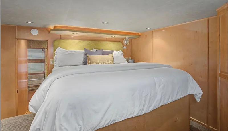 Slide: The Image of Sharpe 94 2007 - 32