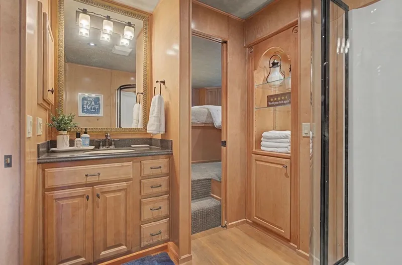 Slide: The Image of Sharpe 94 2007 - 34