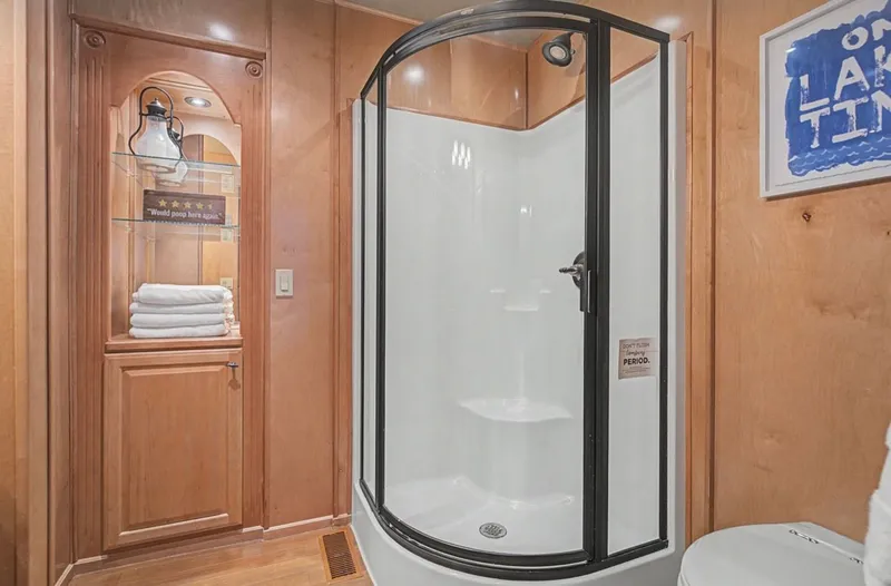 Slide: The Image of Sharpe 94 2007 - 35