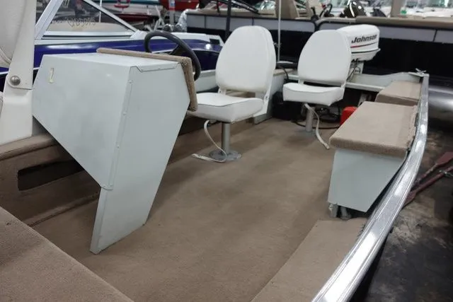 Slide: The Image of MirroCraft F1567 2005 - 10