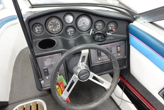 Slide: The Image of Rinker CAPTIVA 170 1992 - 8