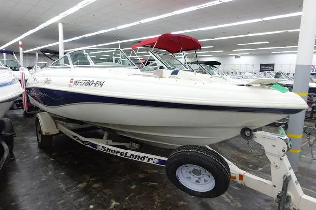 Slide: The Image of Rinker Captiva 212 Bowrider 1999 - 3