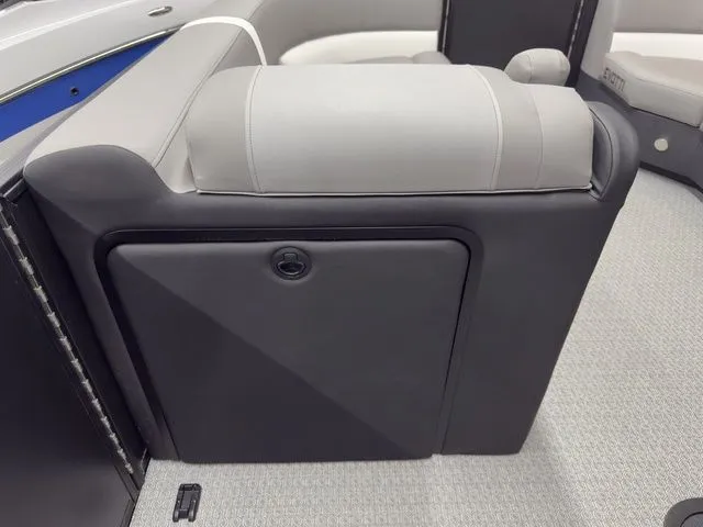 Slide: The Image of Evotti 521QL 2026 - 19