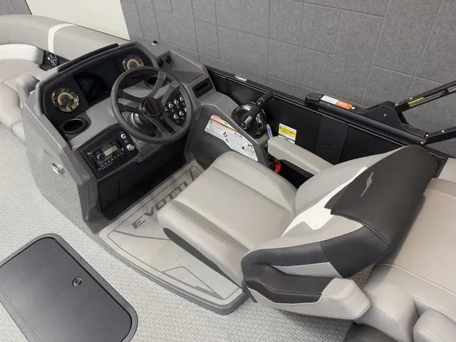 Slide: The Image of Evotti 521QL 2026 - 21