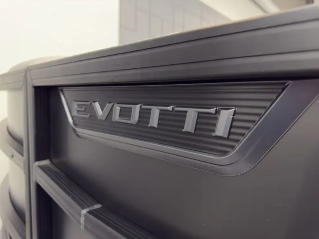 Slide: The Image of Evotti 521QL 2026 - 3